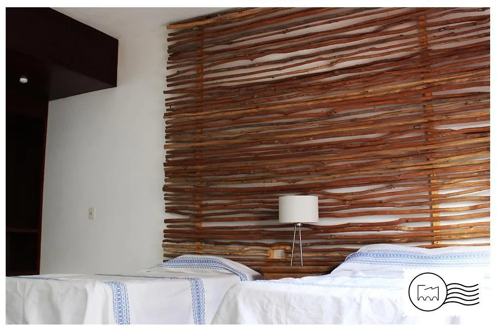 Quinta San Vicente Hotel & Hostal Cancún Hostel