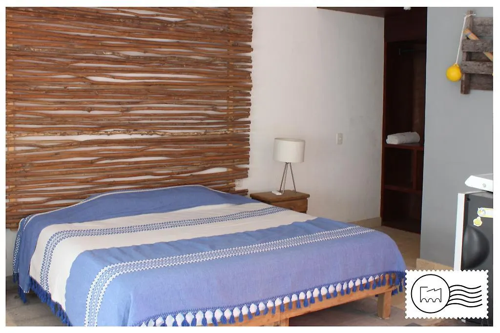 Hostel Quinta San Vicente Hotel & Hostal Cancun Mexico